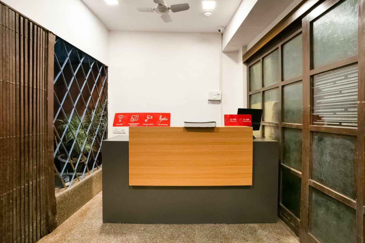Oyo Flagship 38540 Hotel Shangrila Flagship Saver Мумбай Екстериор снимка