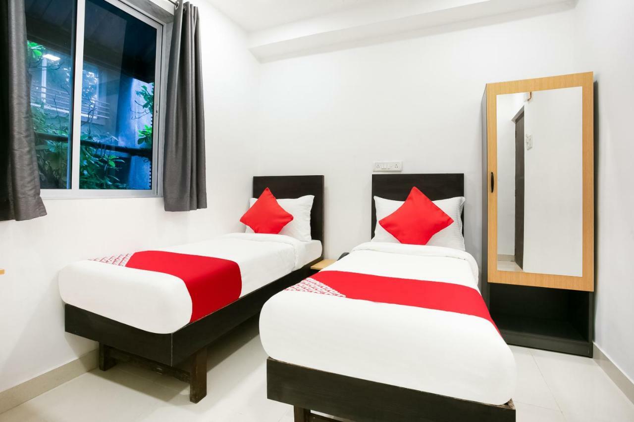 Oyo Flagship 38540 Hotel Shangrila Flagship Saver Мумбай Екстериор снимка